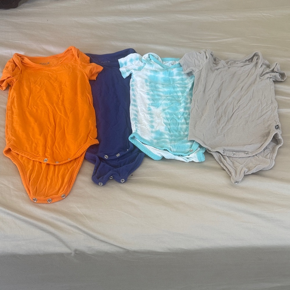 Kyte BABY Orange, Navy, Aqua Tie-Dye & Taupe One-Piece Bodysuits bundle